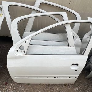 درب های پژو206